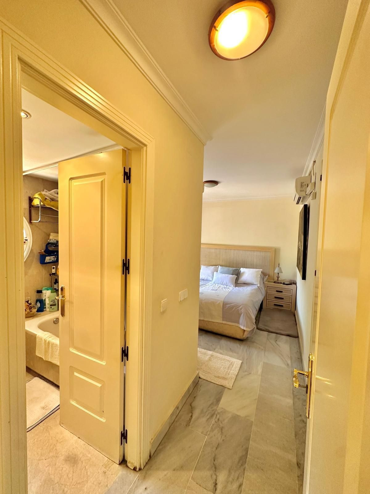 Apartamentos de 3 dormitorios en venta en Nueva Andalucía – R5154937 Apartamentos de 3 dormitorios en venta en Nueva Andalucía – R5154937