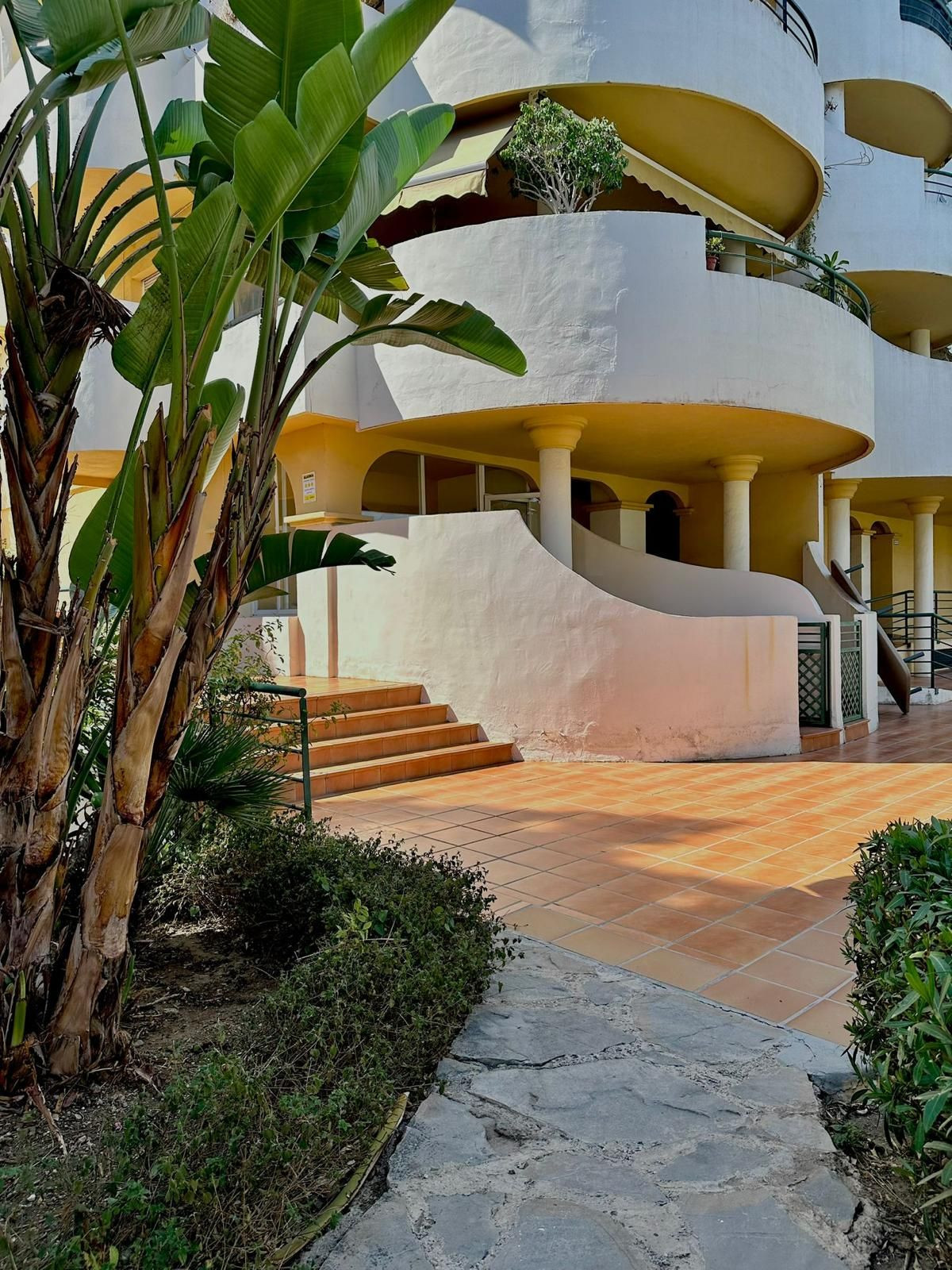 Apartamentos de 3 dormitorios en venta en Nueva Andalucía – R5154937 Apartamentos de 3 dormitorios en venta en Nueva Andalucía – R5154937