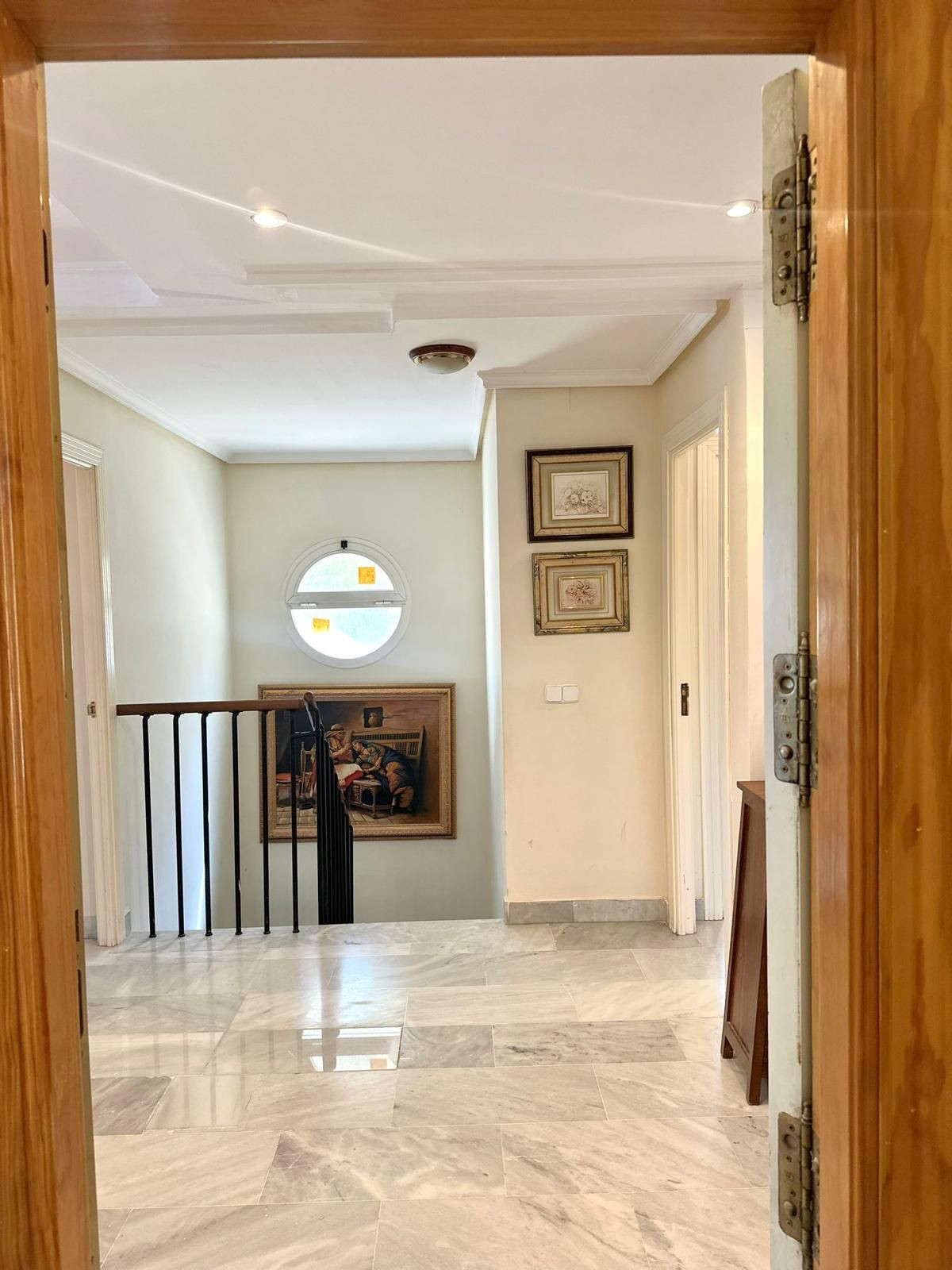 Apartamentos de 3 dormitorios en venta en Nueva Andalucía – R5154937 Apartamentos de 3 dormitorios en venta en Nueva Andalucía – R5154937