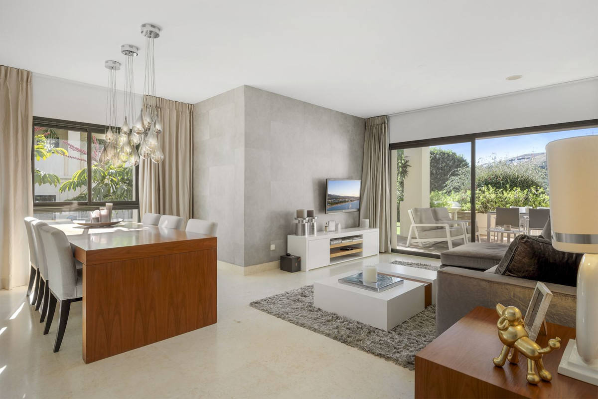 Apartamentos de 2 dormitorios en venta en Benahavís – R5252983 Apartamentos de 2 dormitorios en venta en Benahavís – R5252983