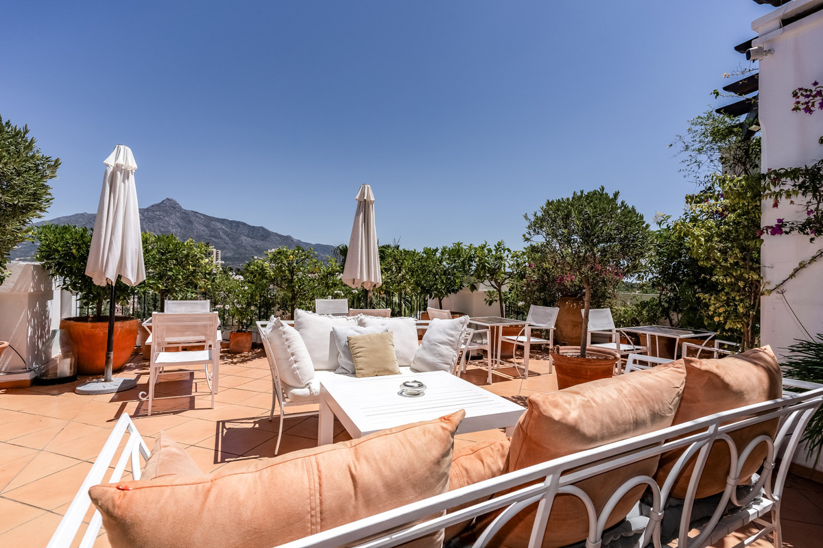 3 bedroom Penthouses for sale in Nueva Andalucía – R5073538 3 bedroom Penthouses for sale in Nueva Andalucía – R5073538