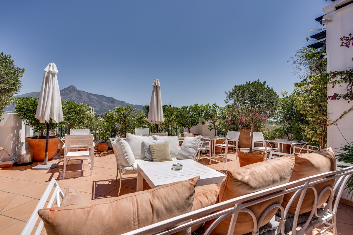 3 bedroom Penthouses for sale in Nueva Andalucía – R5073538 3 bedroom Penthouses for sale in Nueva Andalucía – R5073538