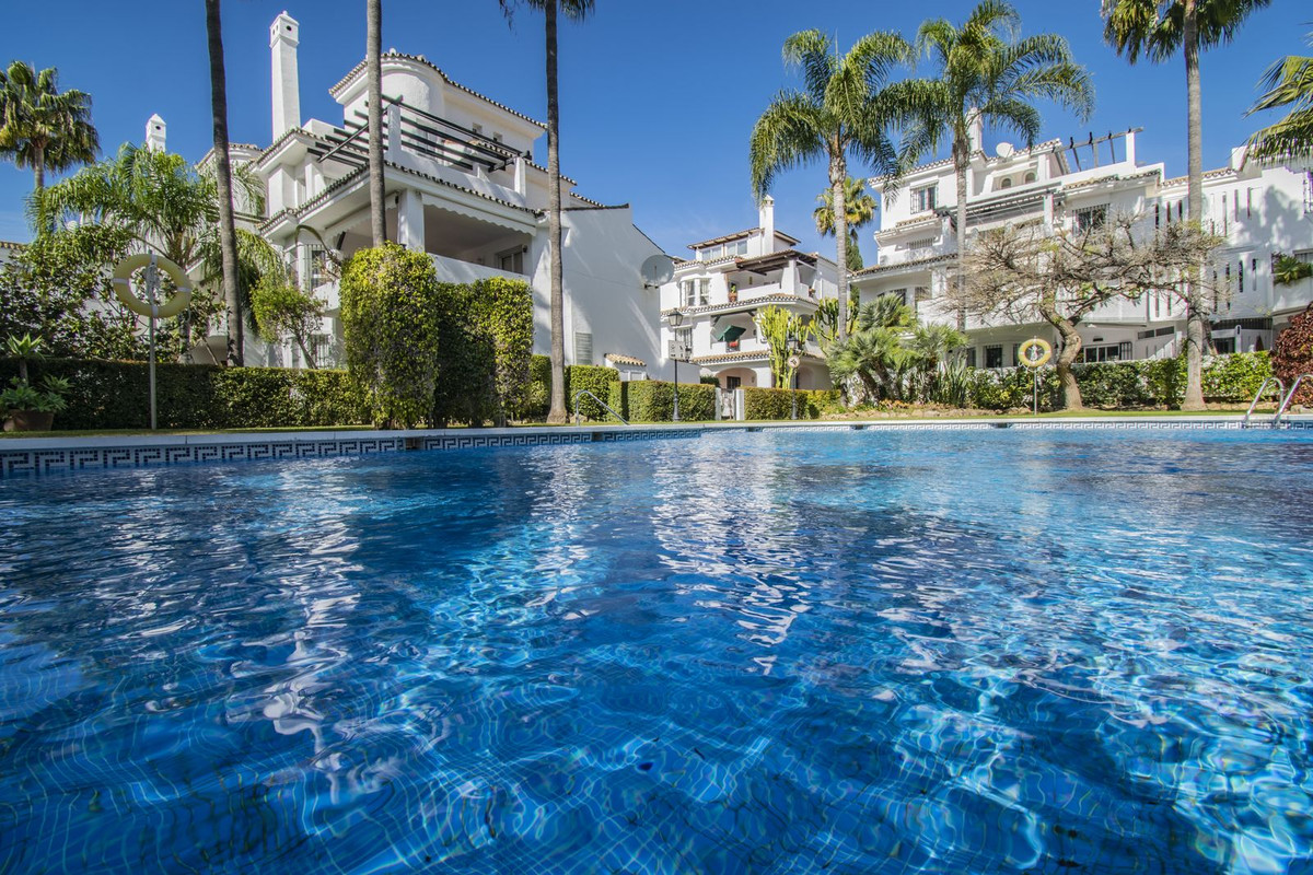 3 bedroom Apartments for sale in Nueva Andalucía – R5371738 3 bedroom Apartments for sale in Nueva Andalucía – R5371738