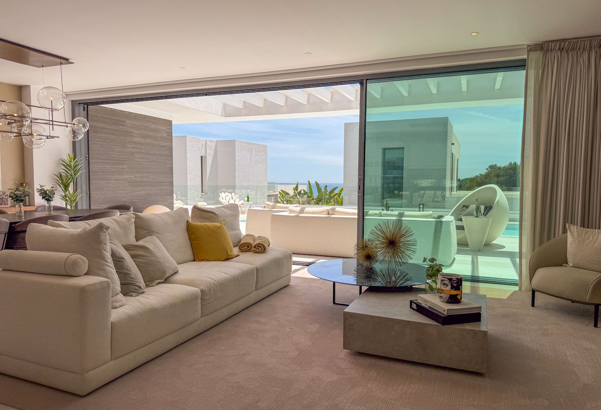 5 bedroom Villas for sale in Cabopino – R5373979 5 bedroom Villas for sale in Cabopino – R5373979