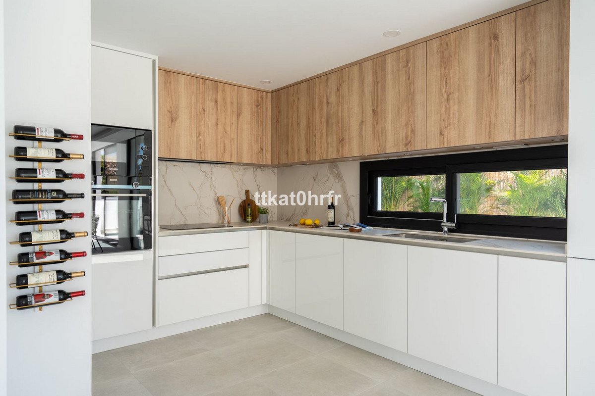 3 bedroom Villas for sale in Nueva Andaluc�a – R5140897 3 bedroom Villas for sale in Nueva Andaluc�a – R5140897