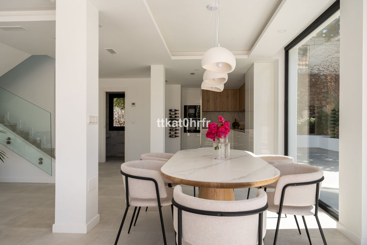3 bedroom Villas for sale in Nueva Andaluc�a – R5140897 3 bedroom Villas for sale in Nueva Andaluc�a – R5140897