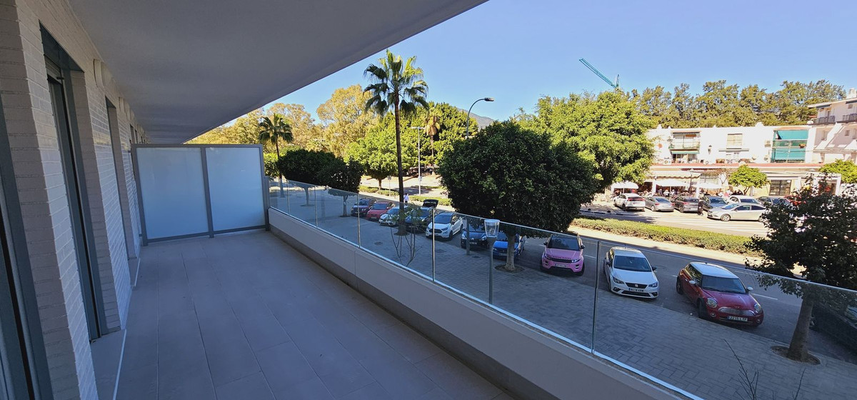 Apartamentos de 3 dormitorios en venta en Nueva Andalucía – R4932967 Apartamentos de 3 dormitorios en venta en Nueva Andalucía – R4932967