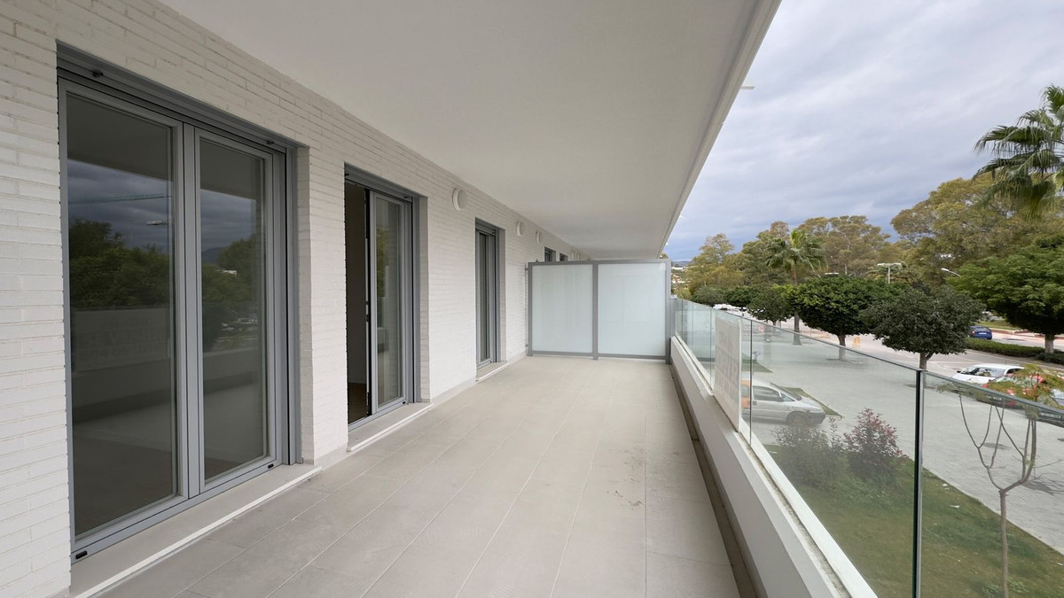 Apartamentos de 3 dormitorios en venta en Nueva Andalucía – R4932967 Apartamentos de 3 dormitorios en venta en Nueva Andalucía – R4932967