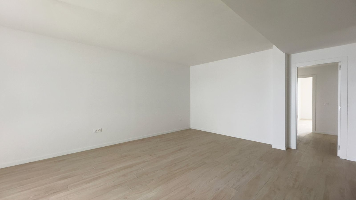 Apartamentos de 3 dormitorios en venta en Nueva Andalucía – R4932967 Apartamentos de 3 dormitorios en venta en Nueva Andalucía – R4932967
