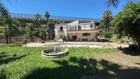 Villas de 7 dormitorios en venta en Nueva Andalucía – R5048824
