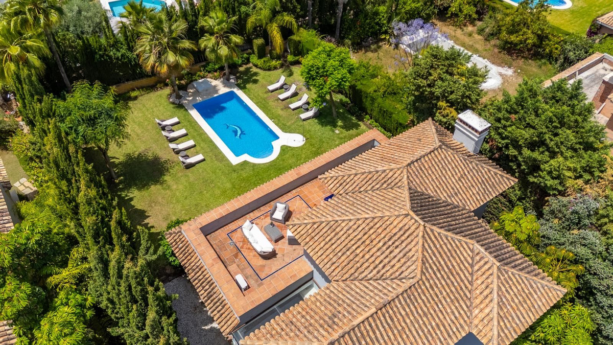 5 bedroom Villas for sale in Nueva Andaluc�a – R4944055 5 bedroom Villas for sale in Nueva Andaluc�a – R4944055