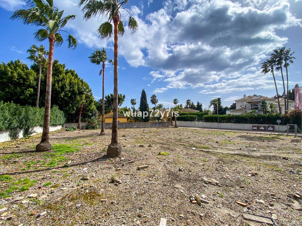 Plots for sale in Guadalmina Baja – R5320846 Plots for sale in Guadalmina Baja – R5320846
