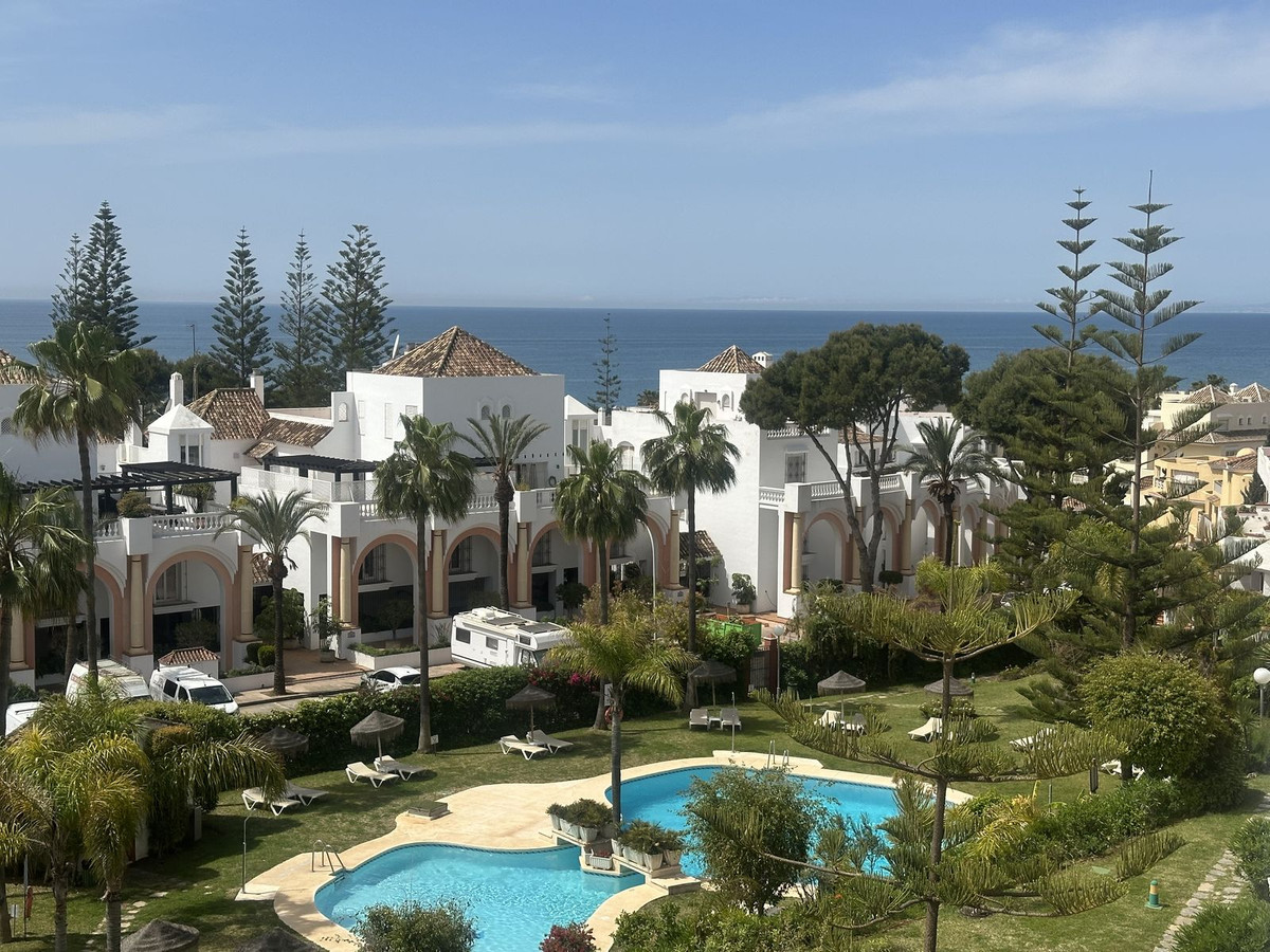 3 bedroom Penthouses for sale in Elviria – R5365231 3 bedroom Penthouses for sale in Elviria – R5365231