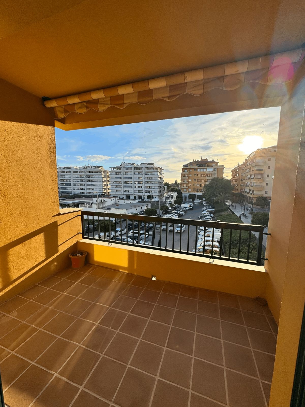 Apartamentos de 3 dormitorios en venta en San Pedro de Alc�ntara – R5250037 Apartamentos de 3 dormitorios en venta en San Pedro de Alc�ntara – R5250037