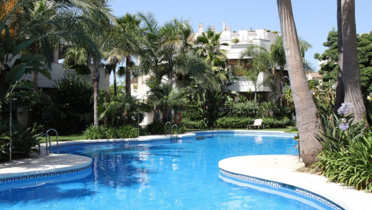 Apartamentos de 3 dormitorios en venta en Nueva Andalucía – R5288023 Apartamentos de 3 dormitorios en venta en Nueva Andalucía – R5288023 en