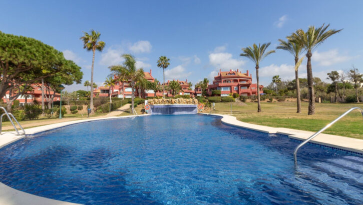 Apartamentos de 3 dormitorios en venta en Elviria – R5203918 Apartamentos de 3 dormitorios en venta en Elviria – R5203918 en