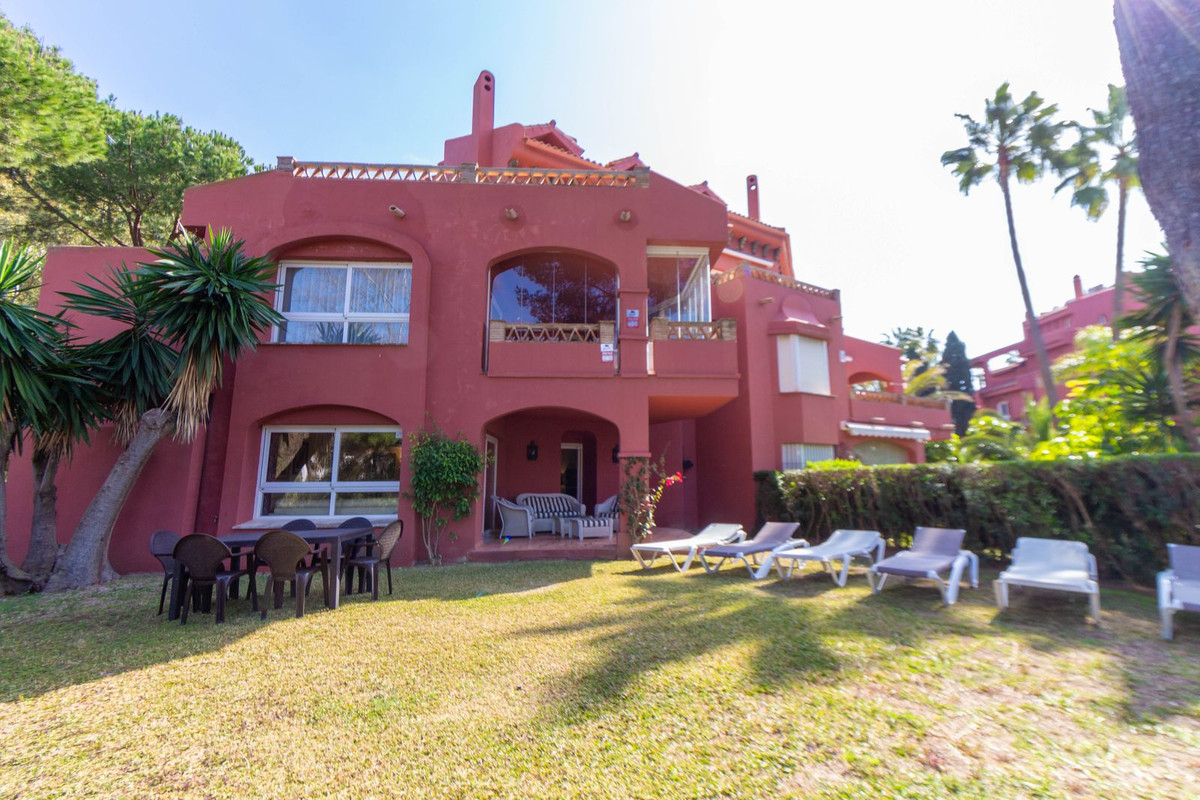3 bedroom Apartments for sale in Elviria – R5203918 3 bedroom Apartments for sale in Elviria – R5203918