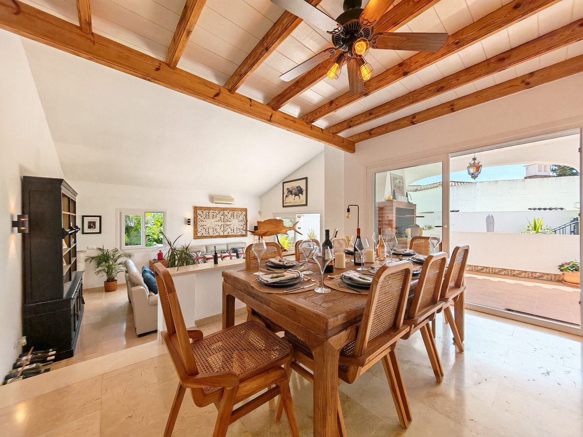 3 bedroom Villas for sale in Calahonda – R5379229 3 bedroom Villas for sale in Calahonda – R5379229