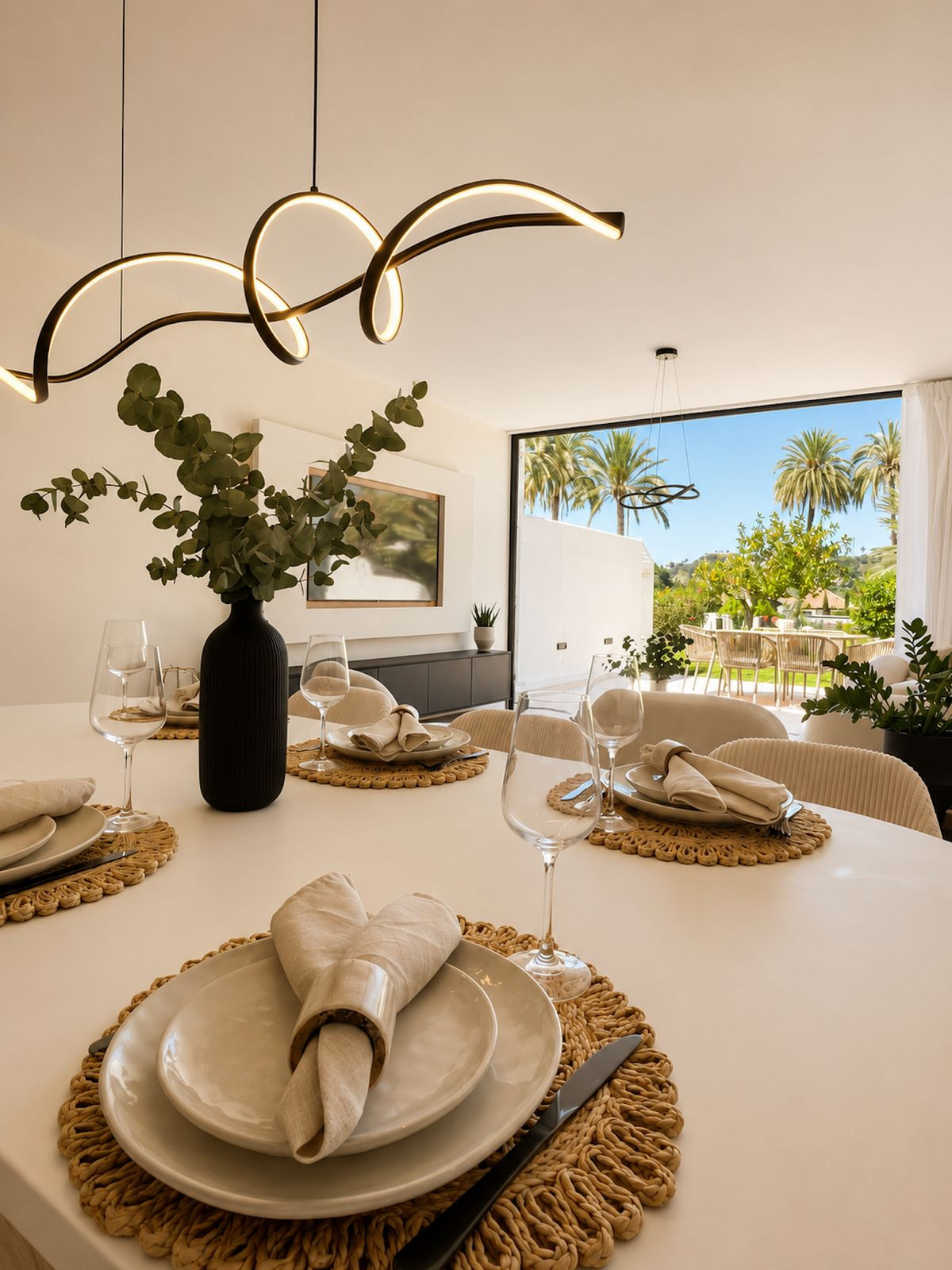 4 bedroom Townhouses for sale in Nueva Andalucía – R5389723 4 bedroom Townhouses for sale in Nueva Andalucía – R5389723