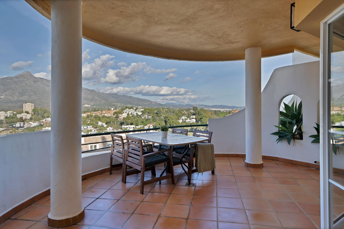 Apartamentos de 2 dormitorios en venta en Nueva Andaluc�a – R5234125 Apartamentos de 2 dormitorios en venta en Nueva Andaluc�a – R5234125