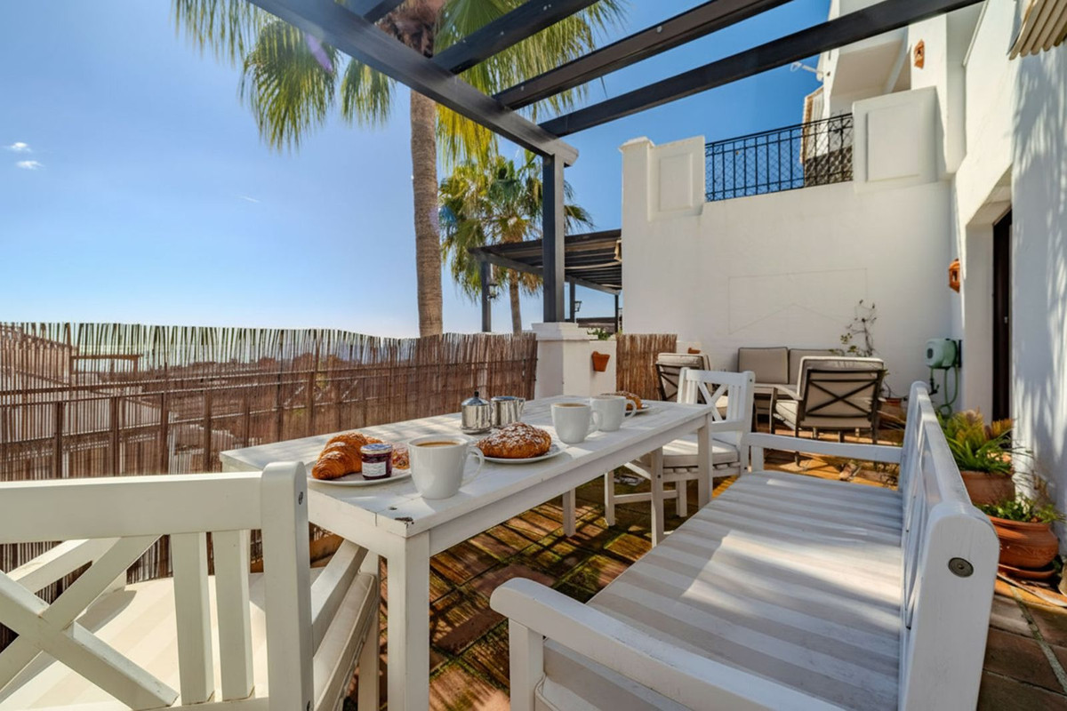 Apartamentos de 2 dormitorios en venta en Altos de los Monteros – R5306725 Apartamentos de 2 dormitorios en venta en Altos de los Monteros – R5306725