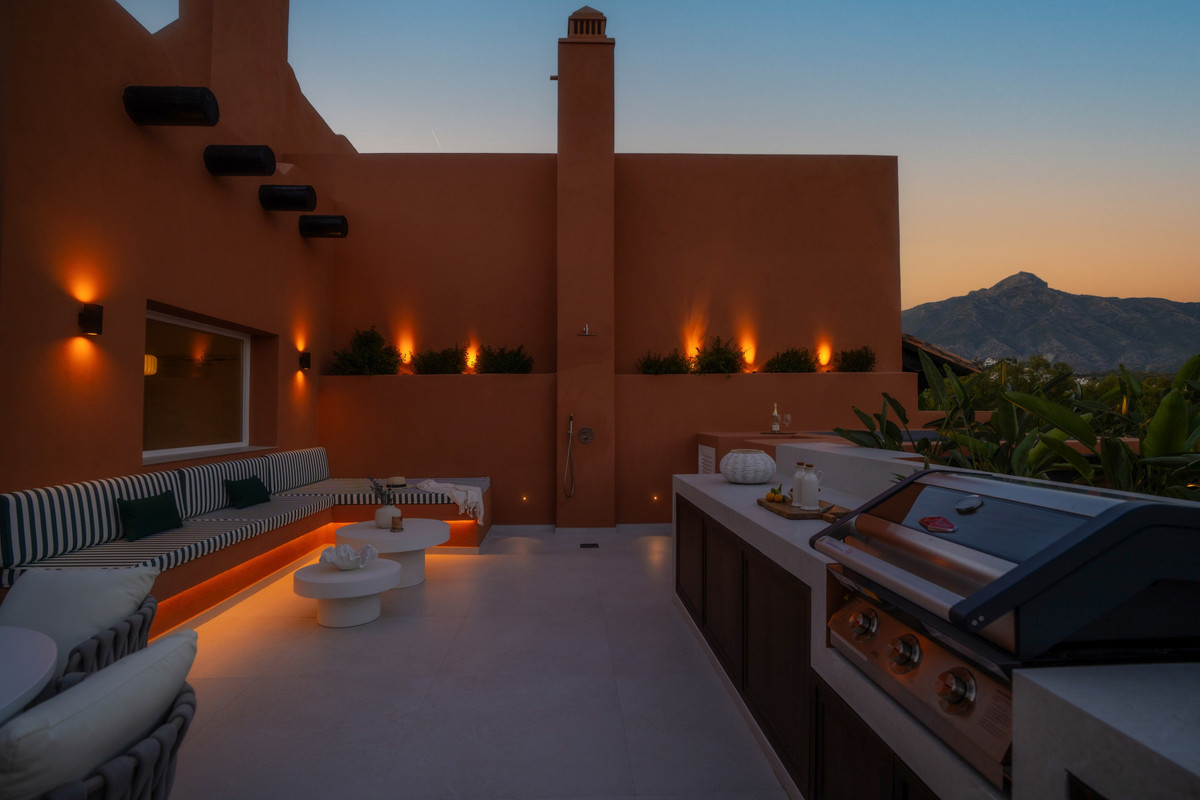 4 bedroom Apartments for sale in Nueva Andalucía – R5056444 4 bedroom Apartments for sale in Nueva Andalucía – R5056444