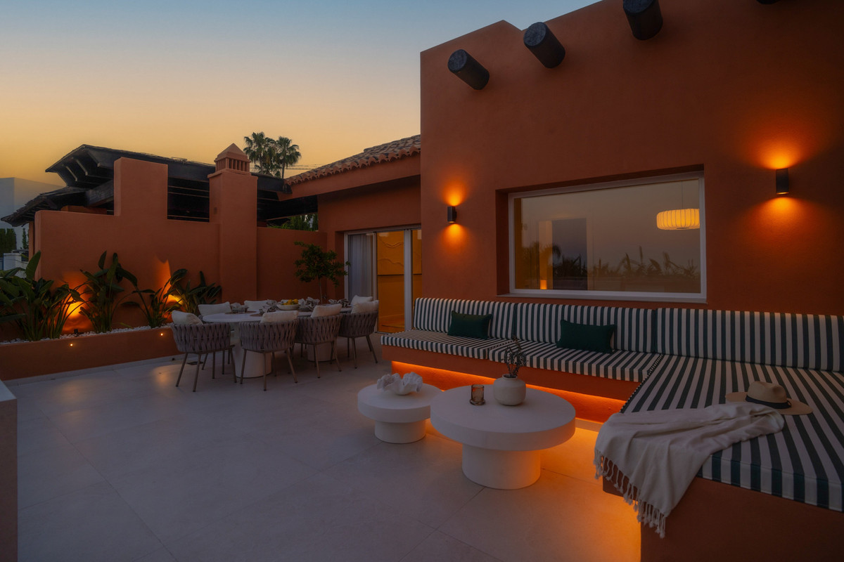 4 bedroom Apartments for sale in Nueva Andalucía – R5056444 4 bedroom Apartments for sale in Nueva Andalucía – R5056444