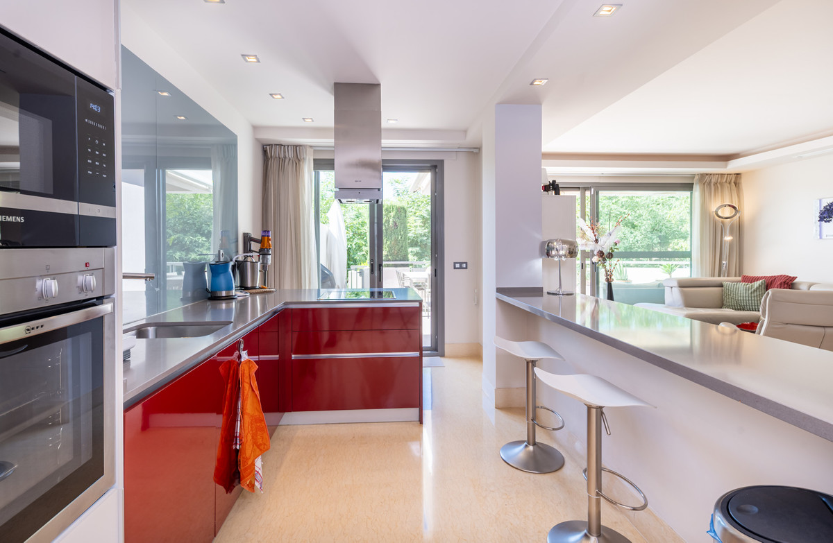 Apartamentos de 3 dormitorios en venta en Benahavís – R5338999 Apartamentos de 3 dormitorios en venta en Benahavís – R5338999