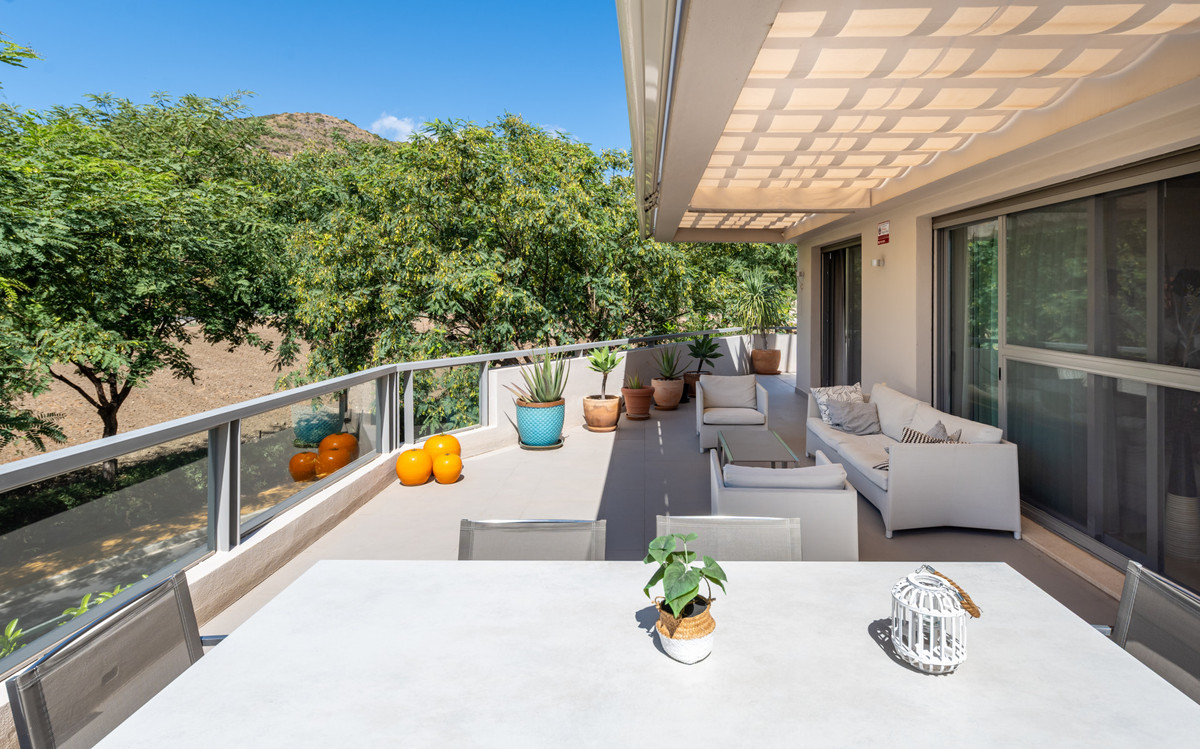 Apartamentos de 3 dormitorios en venta en Benahavís – R5338999 Apartamentos de 3 dormitorios en venta en Benahavís – R5338999