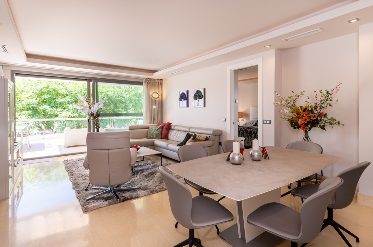 Apartamentos de 3 dormitorios en venta en Benahavís – R5338999 Apartamentos de 3 dormitorios en venta en Benahavís – R5338999