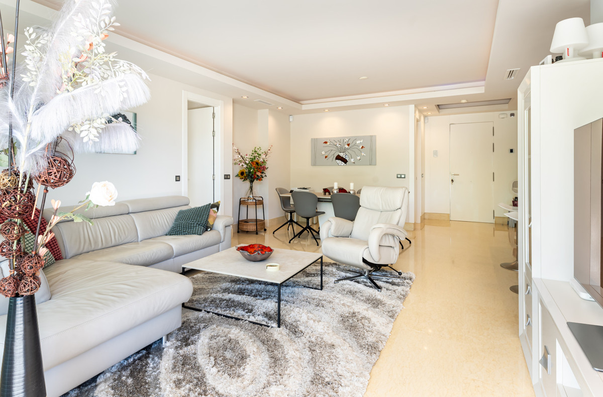Apartamentos de 3 dormitorios en venta en Benahavís – R5338999 Apartamentos de 3 dormitorios en venta en Benahavís – R5338999