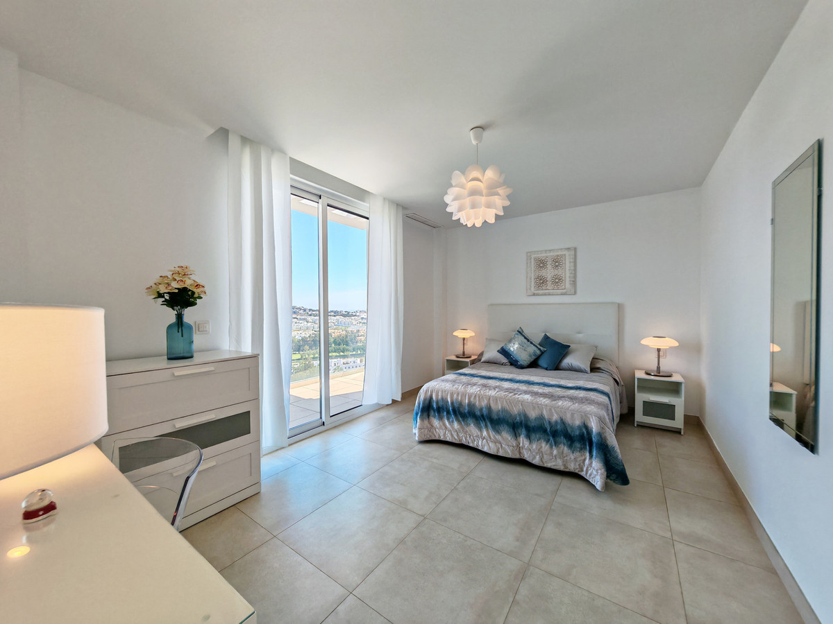 Apartamentos de 3 dormitorios en venta en La Cala de Mijas – R5346715 Apartamentos de 3 dormitorios en venta en La Cala de Mijas – R5346715