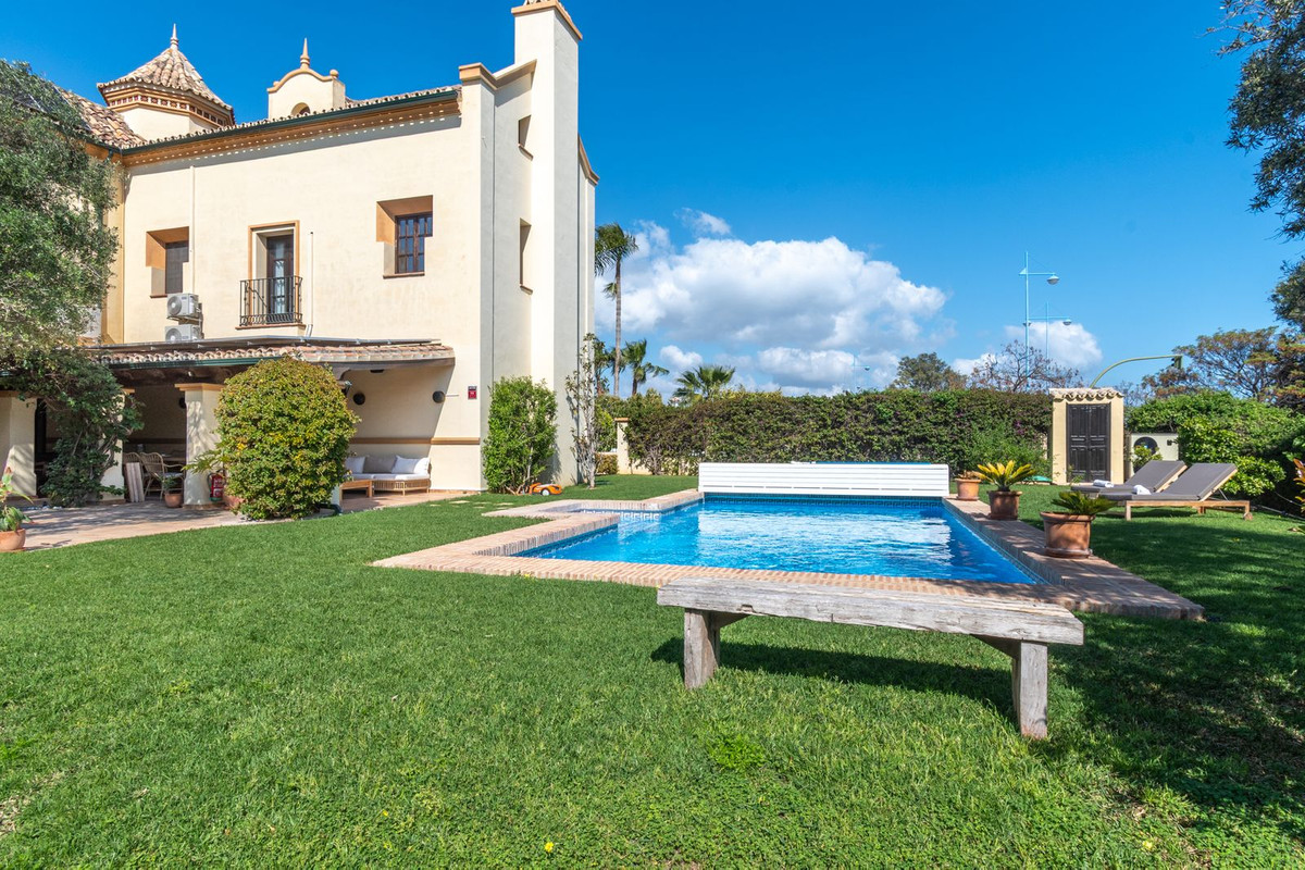 5 bedroom Villas for sale in San Pedro de Alcántara – R5346124 5 bedroom Villas for sale in San Pedro de Alcántara – R5346124