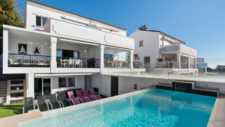 Pareados de 6 dormitorios en venta en Marbella – R5337880 Pareados de 6 dormitorios en venta en Marbella – R5337880 en