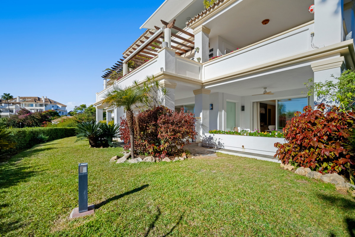 Apartamentos de 4 dormitorios en venta en Milla de Oro – R5360812 Apartamentos de 4 dormitorios en venta en Milla de Oro – R5360812