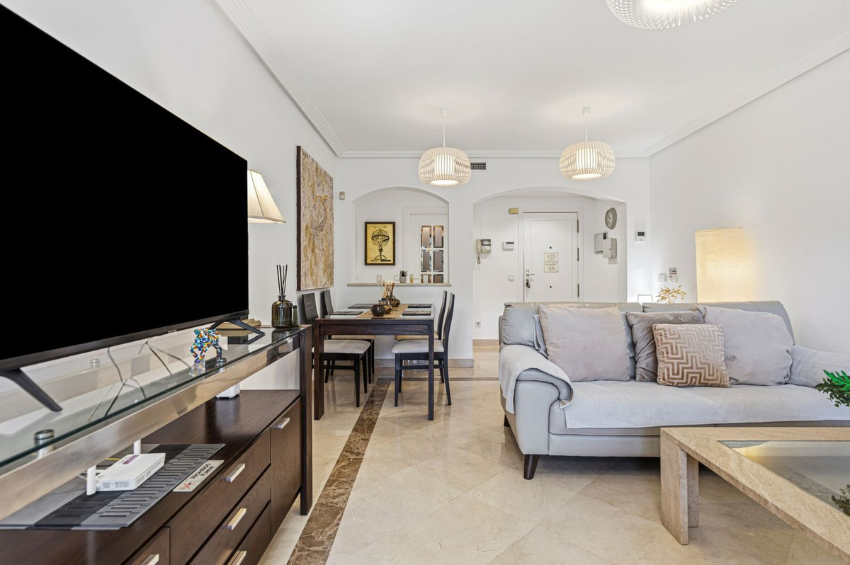 2 bedroom Apartments for sale in Los Arqueros – R5325280