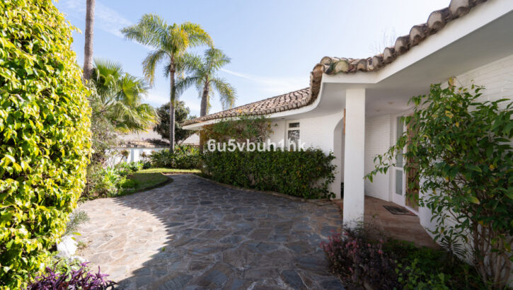 5 bedroom Villas for sale in Calahonda – R5335168 5 bedroom Villas for sale in Calahonda – R5335168 in