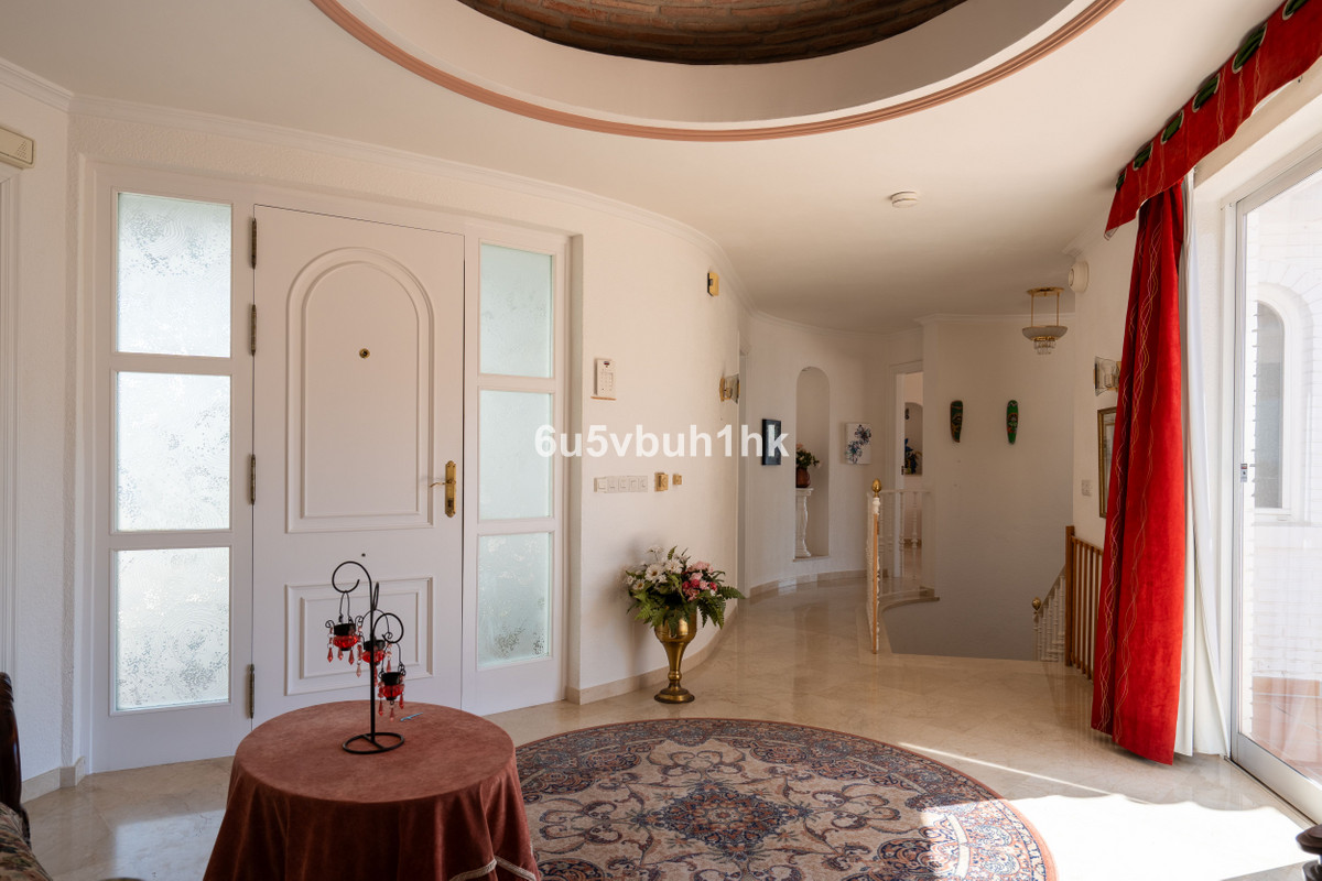 Villas de 5 dormitorios en venta en Calahonda – R5335168 Villas de 5 dormitorios en venta en Calahonda – R5335168