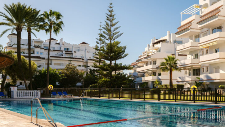 Apartamentos de 3 dormitorios en venta en Nueva Andalucía – R5139970 Apartamentos de 3 dormitorios en venta en Nueva Andalucía – R5139970 en