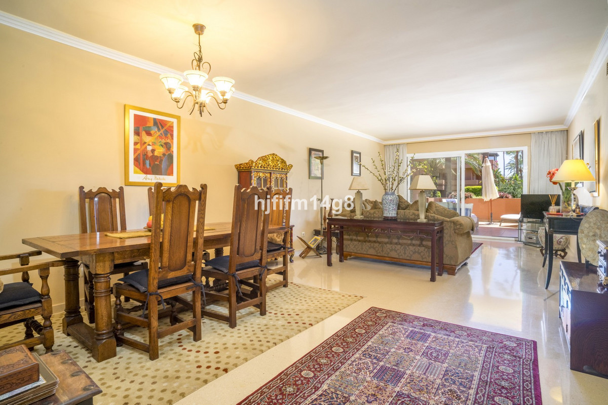 2 bedroom Apartments for sale in Puerto Banús – R5388274 2 bedroom Apartments for sale in Puerto Banús – R5388274
