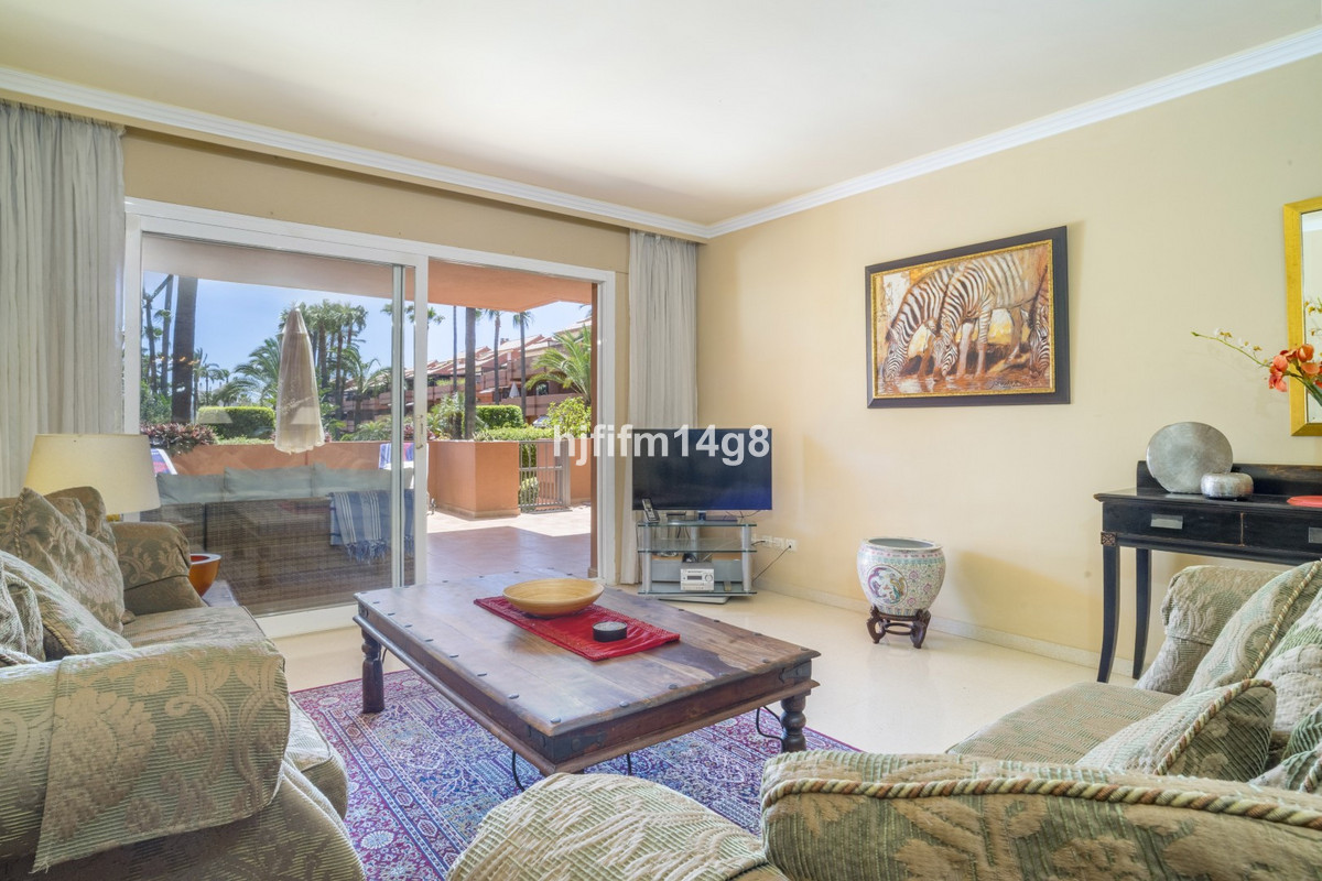 2 bedroom Apartments for sale in Puerto Banús – R5388274 2 bedroom Apartments for sale in Puerto Banús – R5388274
