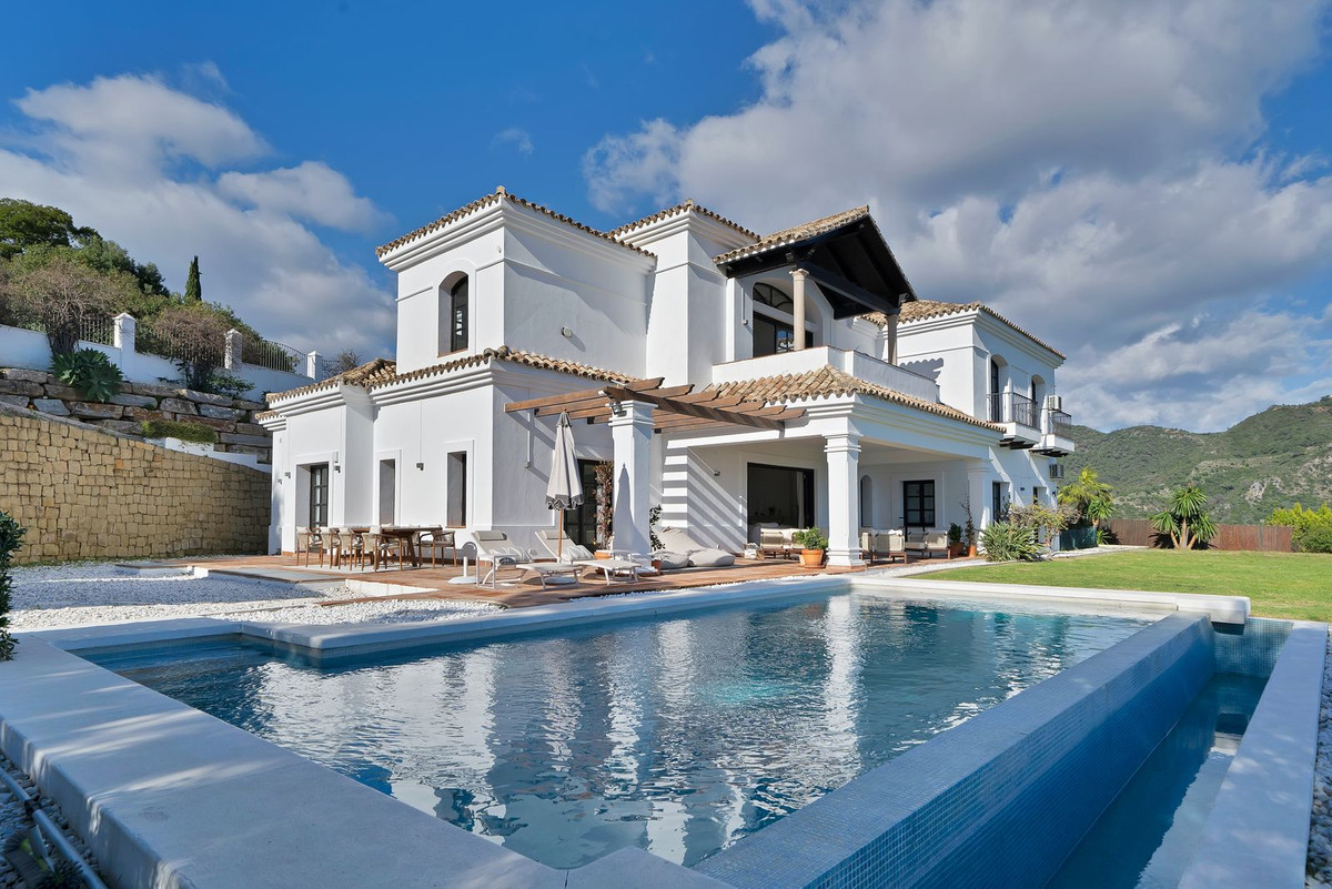 5 bedroom Villas for sale in Benahavís – R5308810 5 bedroom Villas for sale in Benahavís – R5308810