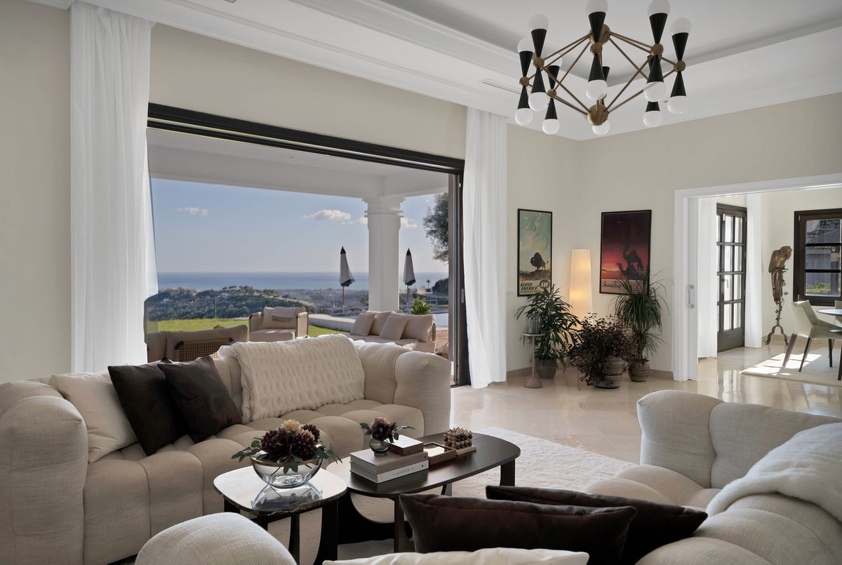 5 bedroom Villas for sale in Benahavís – R5308810 5 bedroom Villas for sale in Benahavís – R5308810