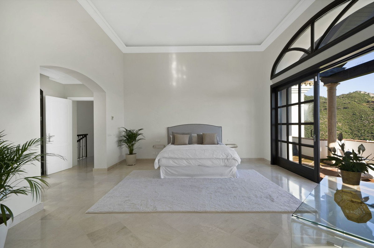5 bedroom Villas for sale in Benahavís – R5308810 5 bedroom Villas for sale in Benahavís – R5308810