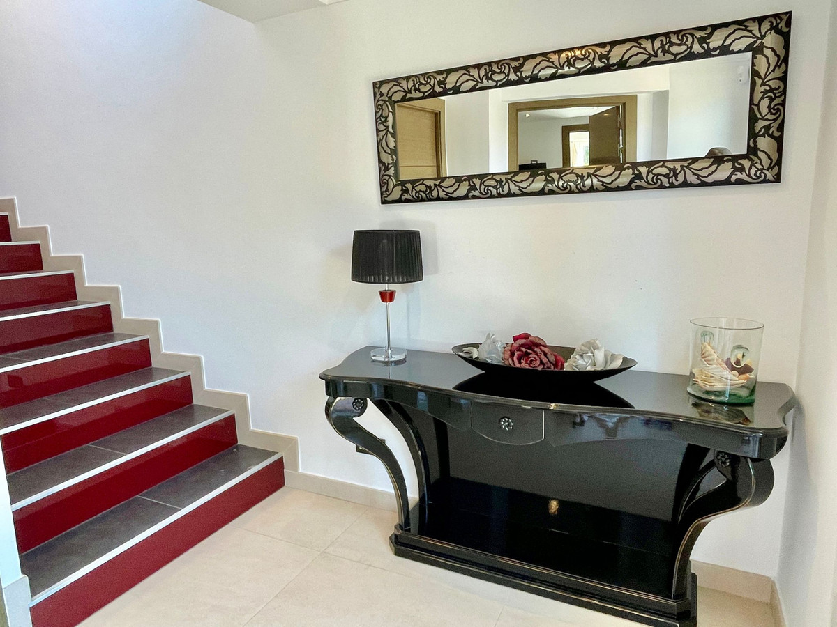 Villas de 8 dormitorios en venta en San Pedro de Alcántara – R5387236 Villas de 8 dormitorios en venta en San Pedro de Alcántara – R5387236