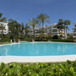 Apartamentos de 4 dormitorios en venta en Marbella – R5034214 Apartamentos de 4 dormitorios en venta en Marbella – R5034214