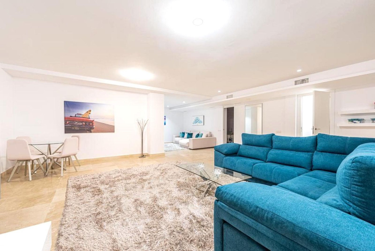 Villas de 5 dormitorios en venta en Marbella – R5390707 Villas de 5 dormitorios en venta en Marbella – R5390707
