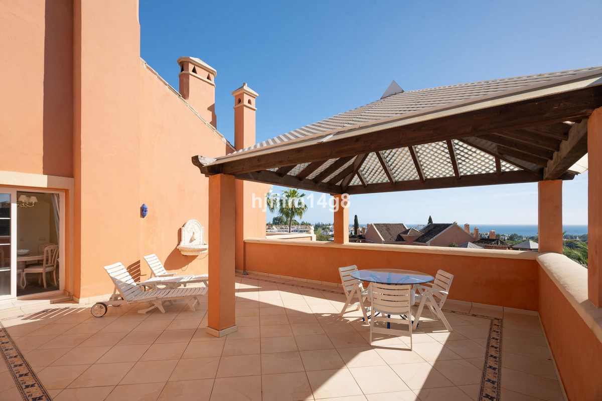 3 bedroom Apartments for sale in Nueva Andalucía – R5300596