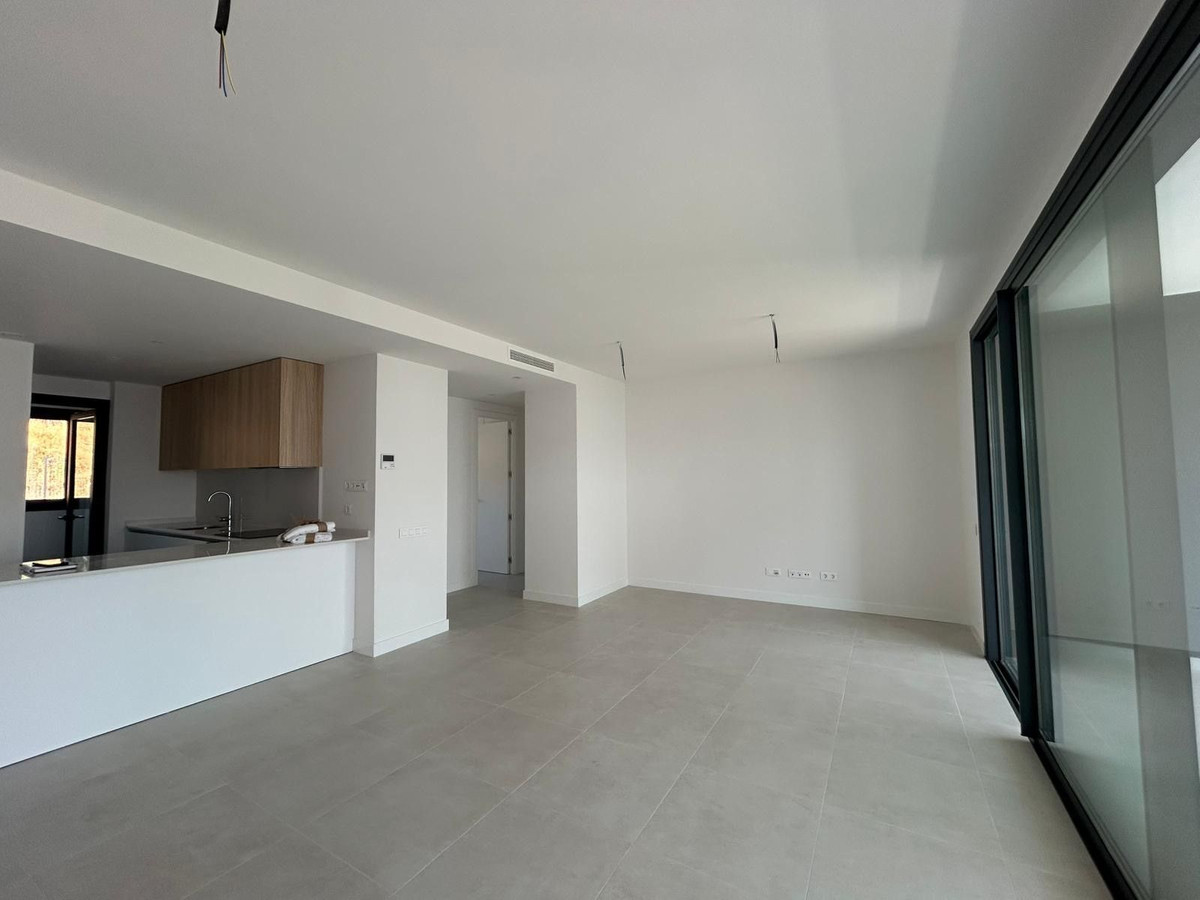 Apartamentos de 3 dormitorios en venta en Selwo – R5104318 Apartamentos de 3 dormitorios en venta en Selwo – R5104318