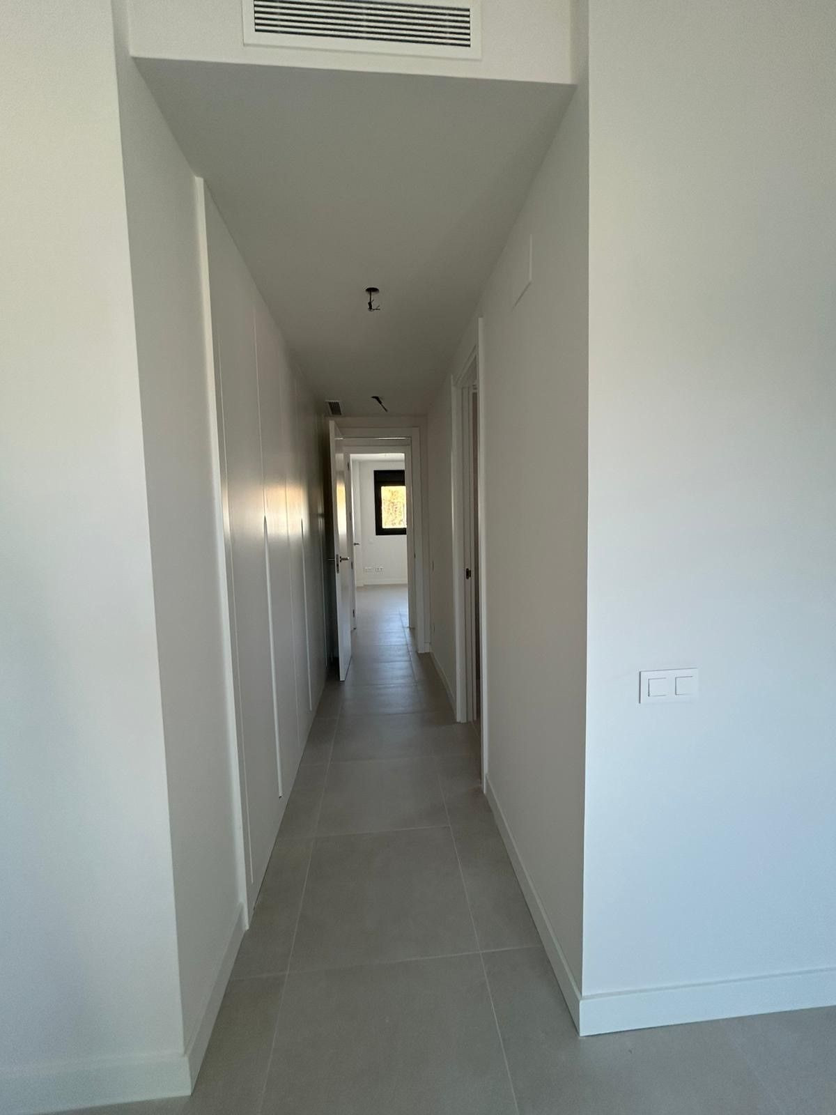 Apartamentos de 3 dormitorios en venta en Selwo – R5104318 Apartamentos de 3 dormitorios en venta en Selwo – R5104318